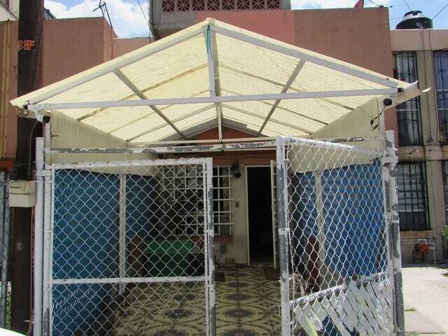 #CV 675 - Casa para Venta en Coacalco de Berriozábal - MC - 1