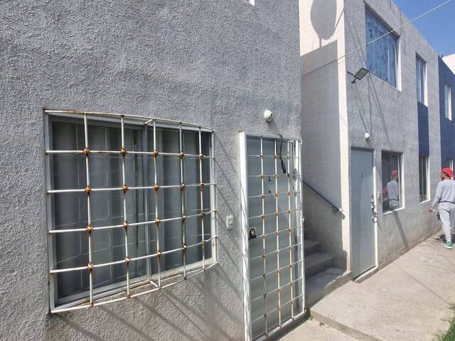 #CV 692 - Casa para Venta en Atotonilco de Tula - HG - 2